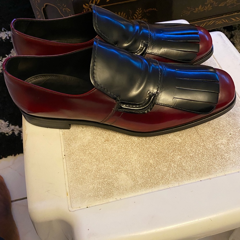 Shoe